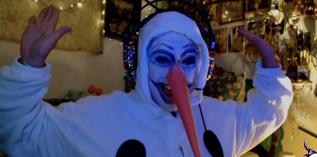 UnusualUrethraa tweet media