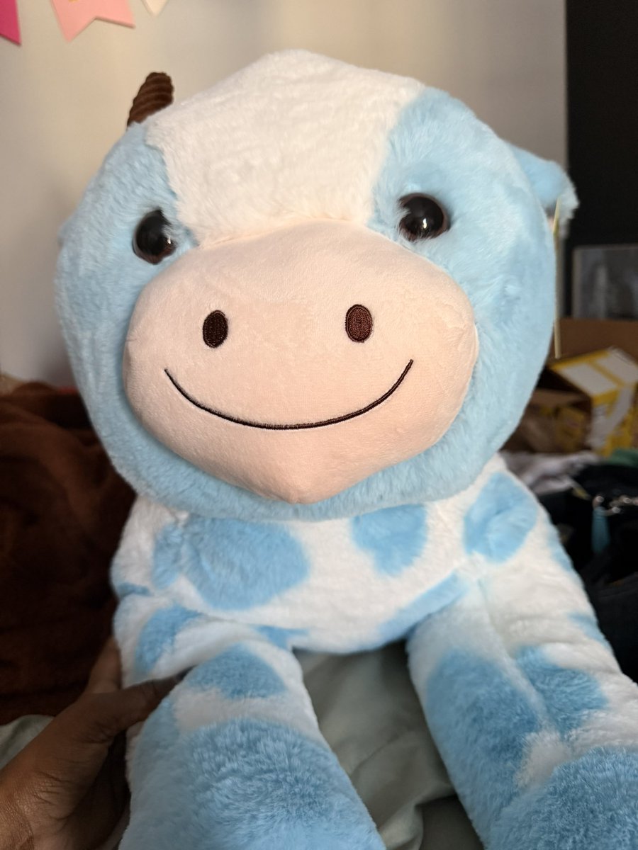 guys this is my new friend, his name's huddy 🥰