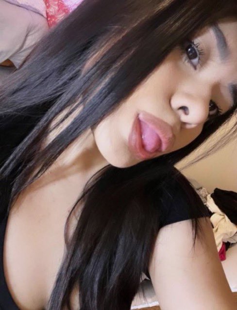 your fav Latina 🎀 tweet media