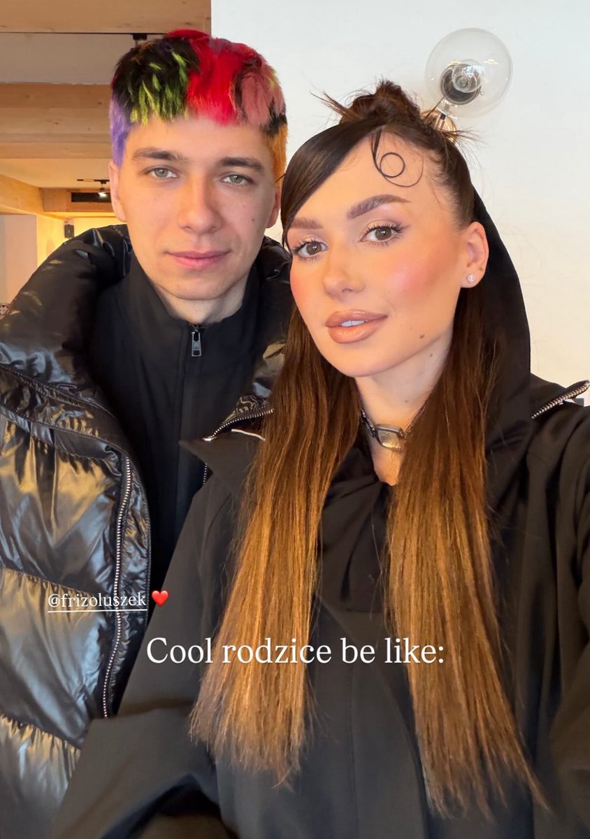 Moja teoria jest taka że Majusia już od dawna umie mówić tylko nie ma słów jak na to patrzy