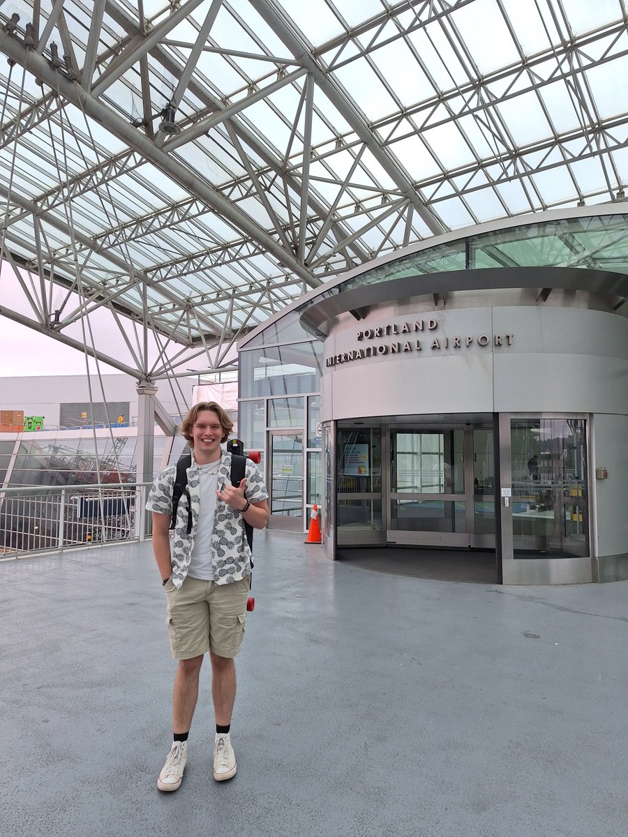 Shelly HW 🏄♀️🐁🐝 (LifeataSwell'sPace) tweet media