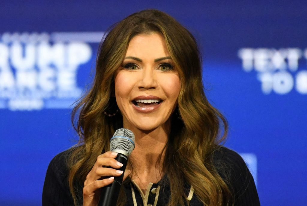 JUST IN: 🇺🇸 Homeland Security Secretary Kristi Noem is said to be at risk  of losing her job.