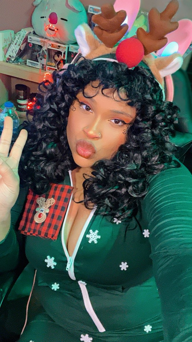 Happy to announce that I am now apart of the <a href="/DeadbyDaylight/">Dead by Daylight</a> creator program! 🥹🥳🫶🏽✨ Grateful for the opportunity to represent one of my fav games!! #cosplay