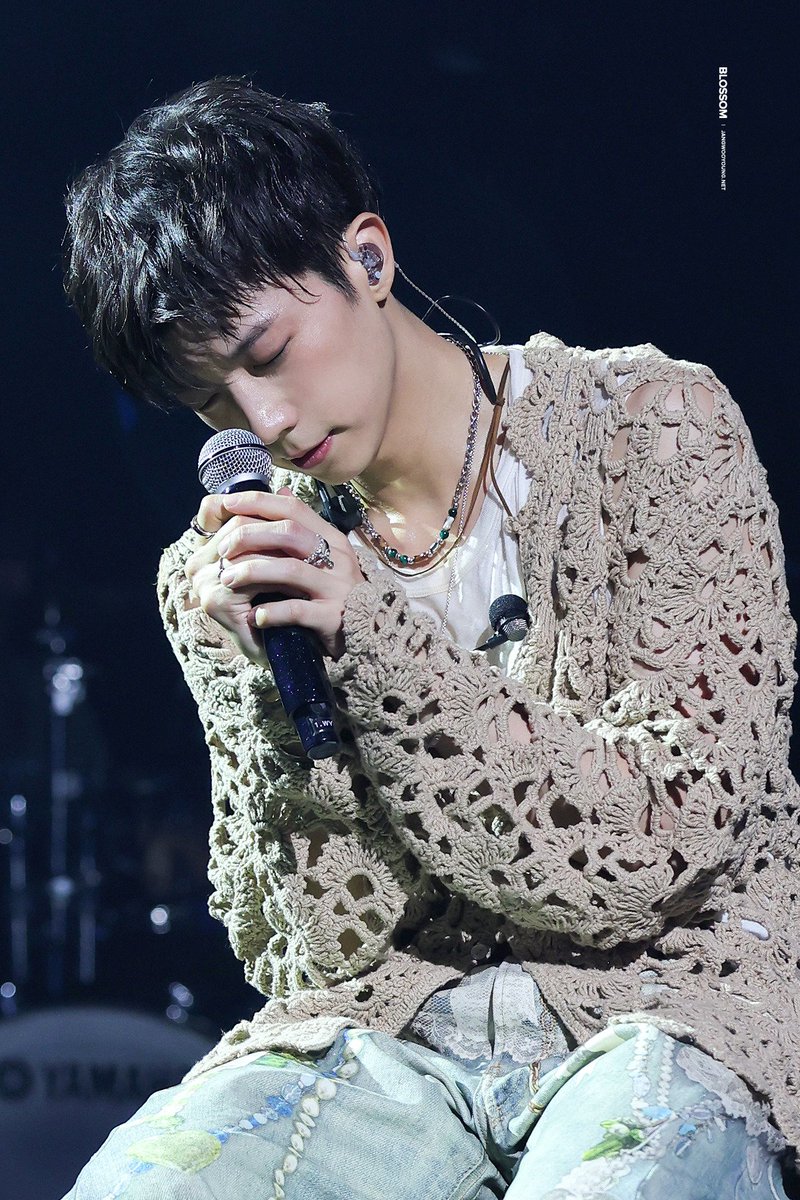 우영이 한국콘 공지뜨는 꿈 꿈.. 부산도 좋고 서울도 좋고 핲핲도 좋고 새로운 것도 좋으니까 올해 안에 꼭 보자