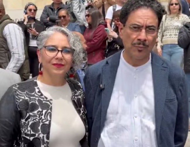 ¿Por quién votaría en Colombia 🇨🇴 si esta fuera la segunda vuelta?

🔁Abelardo y Cabal
❤️ Cepeda y Pizarro