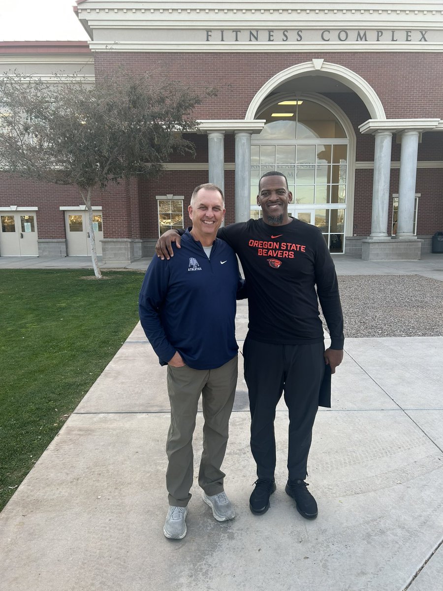 TyDetmer14's tweet image. Loved having @CoachFin_ stop by today!!