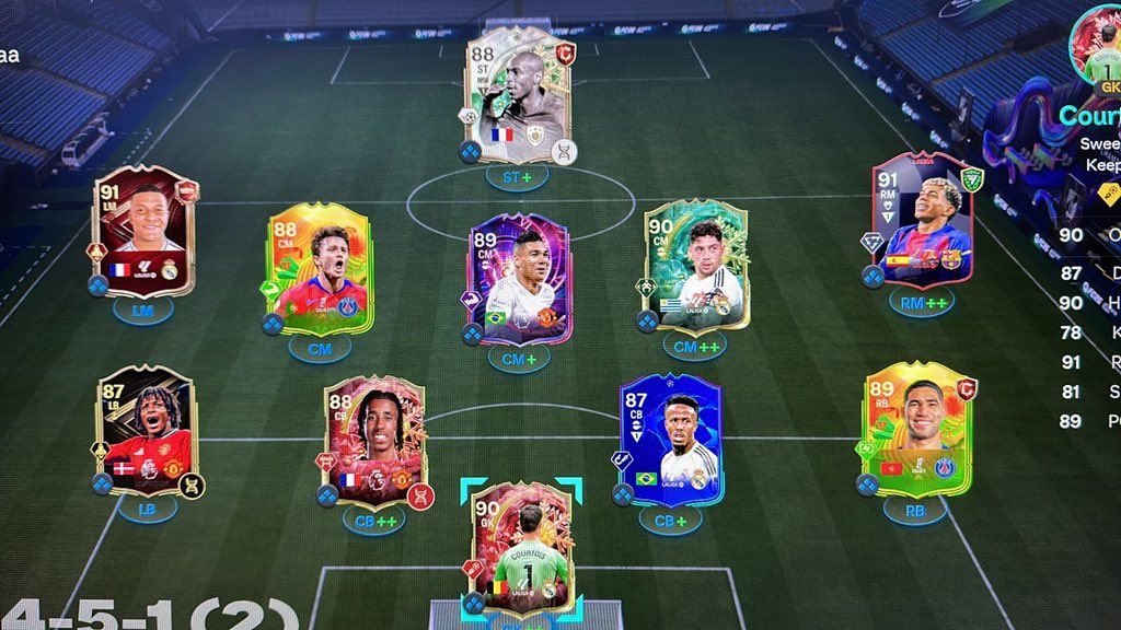 FCChampsHub tweet media