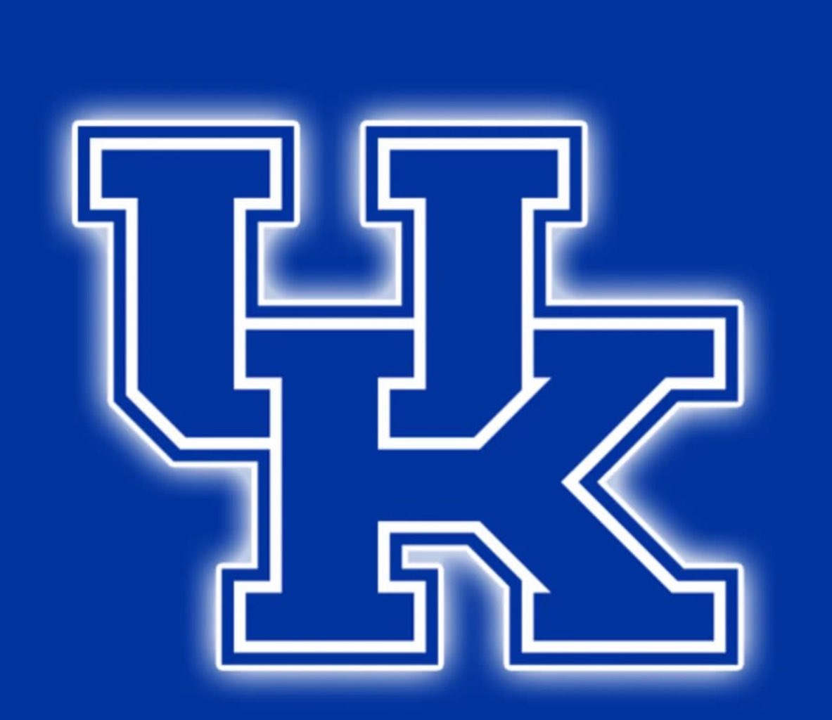 Blessed to receive an offer from the University of Kentucky 🙏 via <a href="/CoachWillStein/">Will Stein</a>