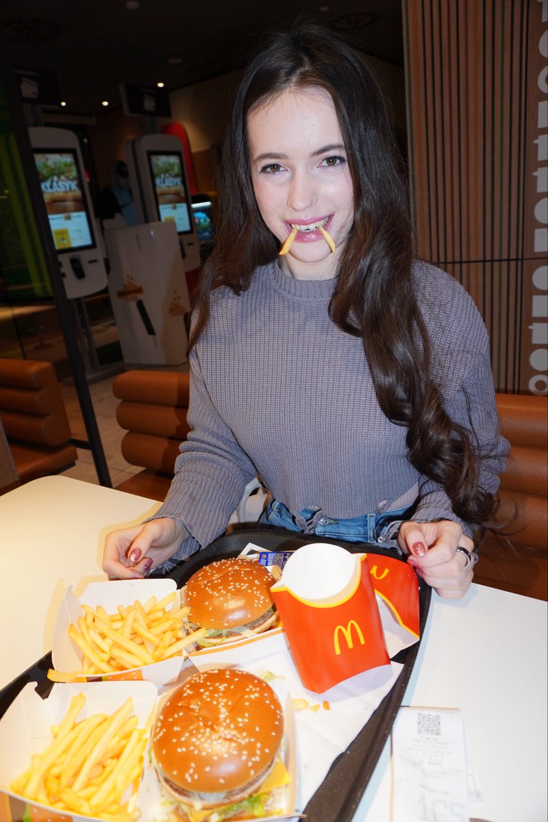 jessylinna tweet media