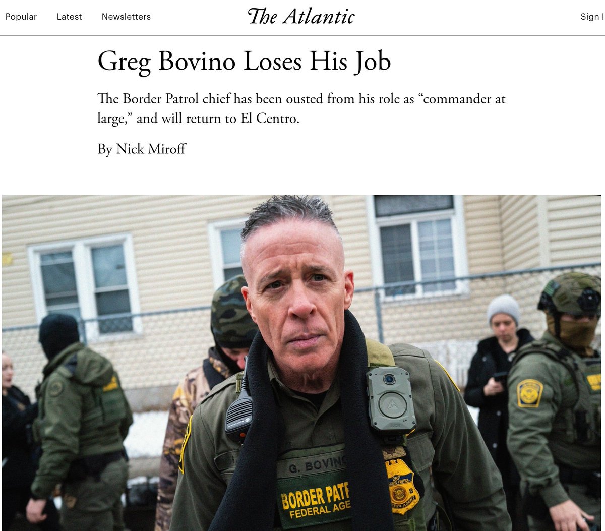 Bovino a été relevé de ses fonctions de commandant en chef ICE. Il retourne en Californie, où il est attendu qu'il prenne sa retraite... et par la suite, le nazi ainsi que les hauts responsables, devront faire face à un procès pour complicité de crimes...