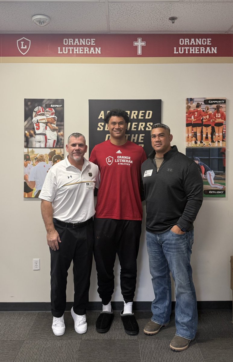 Thank you <a href="/CoachPartridge/">Charlie Partridge</a> for visiting with me and my pops today! Appreciate the love! # GoIrish🍀

<a href="/NDFootball/">Notre Dame Football</a> <a href="/GregBiggins/">Greg Biggins</a> <a href="/BrandonHuffman/">Brandon Huffman</a> <a href="/adamgorney/">Adam Gorney</a> <a href="/ChadSimmons_/">ChadSimmons</a> <a href="/PGregorian/">Paul Gregorian</a> <a href="/K12Elite/">Keith Smith</a> <a href="/SWiltfong_/">Steve Wiltfong</a> <a href="/TomLoy247/">Tom Loy</a> <a href="/BlairAngulo/">Blair Angulo</a>