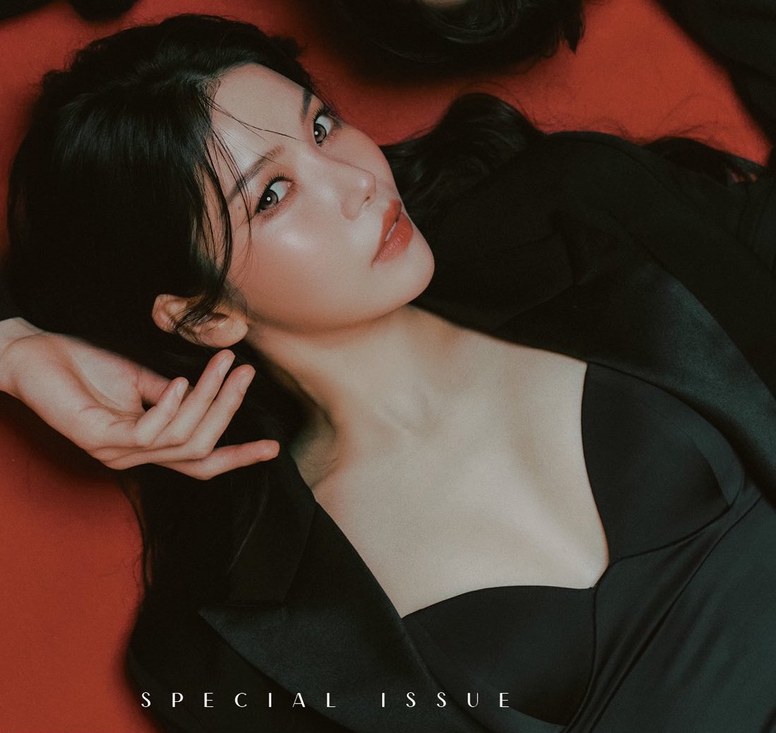 still thinking about how hot she is....❤️‍🔥🫠