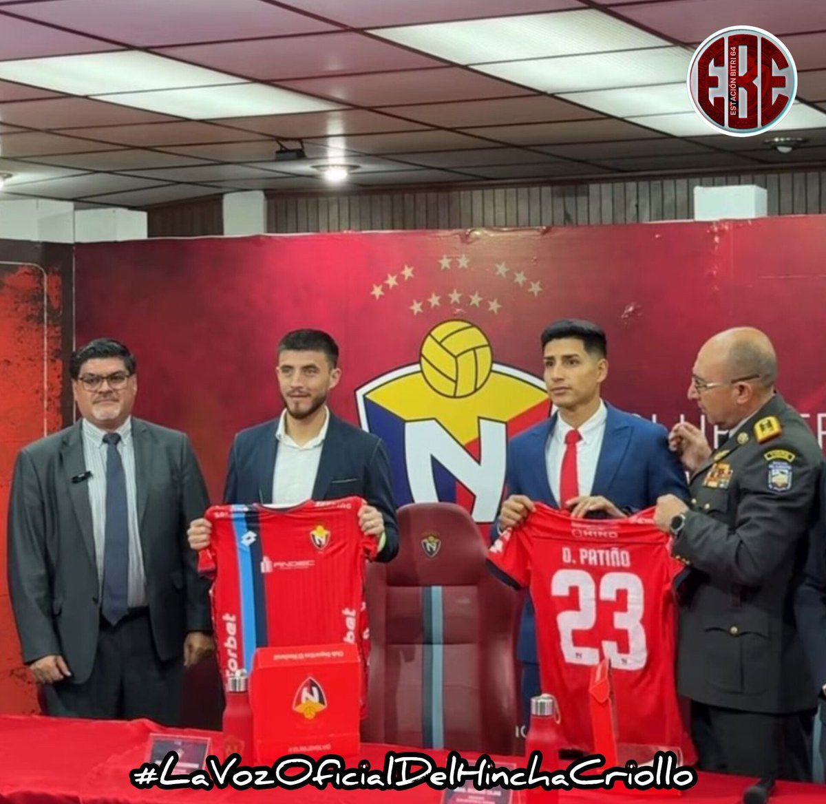 🔴⚽🔴 ¡EL RETORNO DE LOS CAPITANES! 🔙🪖

Daniel Patiño y Roberto Garcés se ponen nuevamente la piel del Bi-Tri. 🇪🇨⚽
Dos guerreros que ya saben lo que es portar el brazalete con orgullo y defender este escudo con la vida. Su experiencia ayudará mucho para volver......