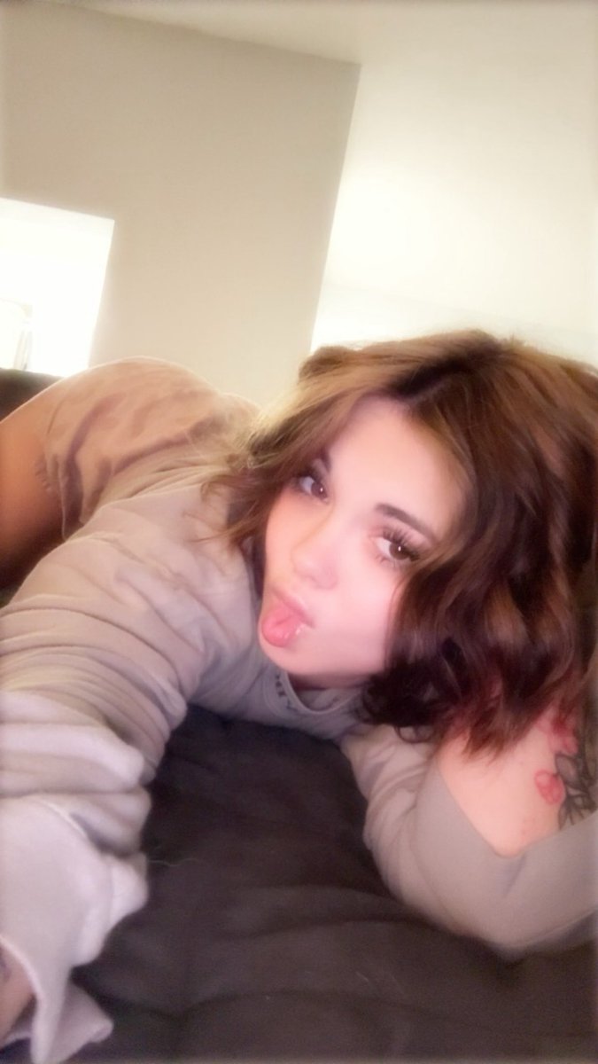 dimplesqueeen's tweet photo. Comment for a DM 😩 https://t.co/FAwQbHhfUk