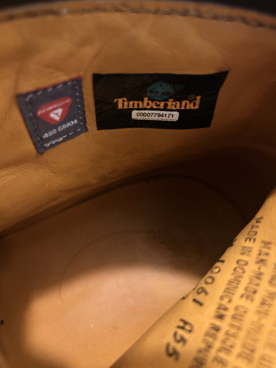 macharkas's tweet photo. I like Timberlands, but my Timberland Pros soaked through after just one driveway and my feet were freezing. Switched to my older pair and stayed warm &amp; dry doing the same work. Wish the Pros were more water-resistant.

@Timberland #TimberlandPro #WorkBoots #Waterproof https://t.co/RUQDUcreKE