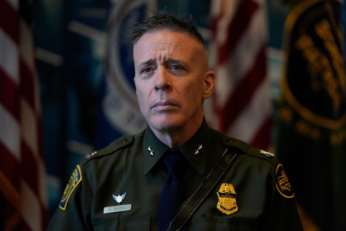 Protect Kamala Harris ✊ tweet media