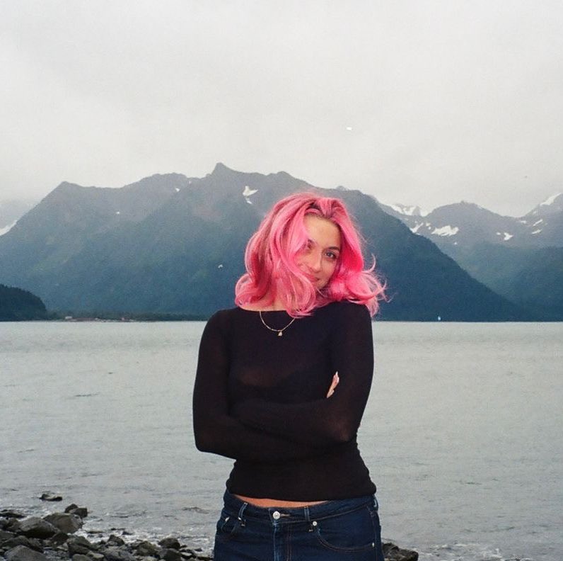 bylercupcakes's tweet image. NEWS JUST IN!!!!!: nikki is el’s iceland gf 
#rosemage