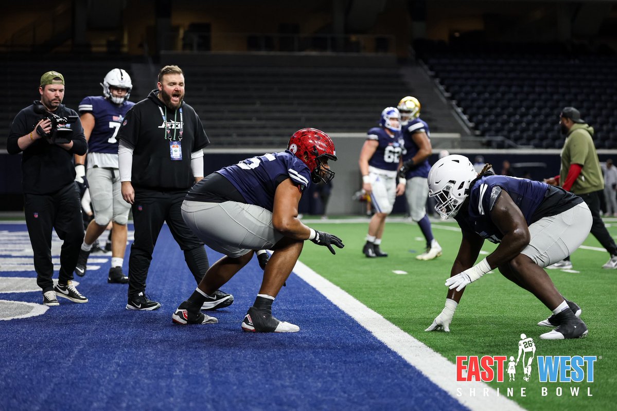 AztecFB's tweet image. Aztecs balling at the @ShrineBowl 🫡

Shoutout to Christian Jones &amp;amp; Bryce Phillips or holding it down!

#AztecFAST 🍢 x #BeTheA1pha 🐺 x #TheClimb 📈