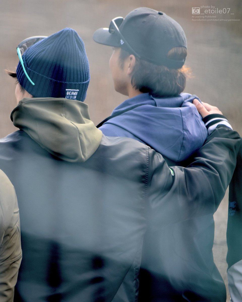 ☀️倉敷自主トレ
2026.01.25 ⚾️ 倉敷市営球場
（ 佐野さんが「中日に行っても頑張るみたいなので、みなさん知野のことも応援よろしくお願いしまーす！」って言ってて🥲 ）
#baystars
#佐野恵太 選手
#dragons 
#知野直人 選手