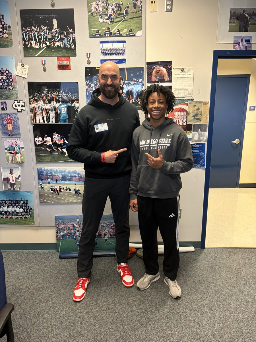 Riley Mcelvane | class of 27’ tweet media