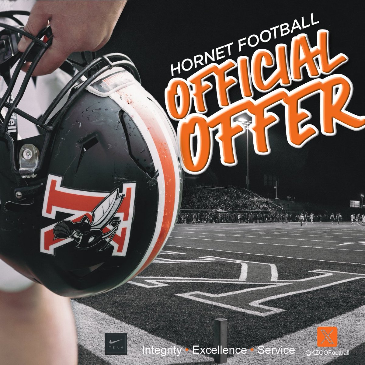 JTHilliard11's tweet photo. After a great call with @CoachRiceKZoo I am blessed to receive an offer from Kalamazoo College!
@CoachCWhitehead @JamohnM @coachandrews_ @KzooFootball 
#AGTG https://t.co/XvTNF1yZms