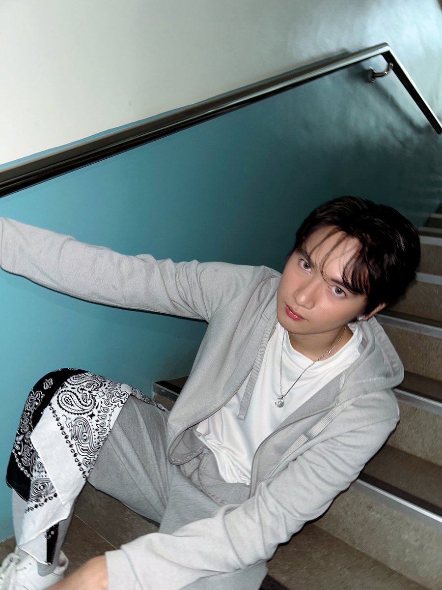 [GEN-SCENE] #GenZix_LEO Photo Series 🦁

📍 PPOP iSKULtura School Invasion
🗓 January 23, 2026

#GenZix #LoveLapse