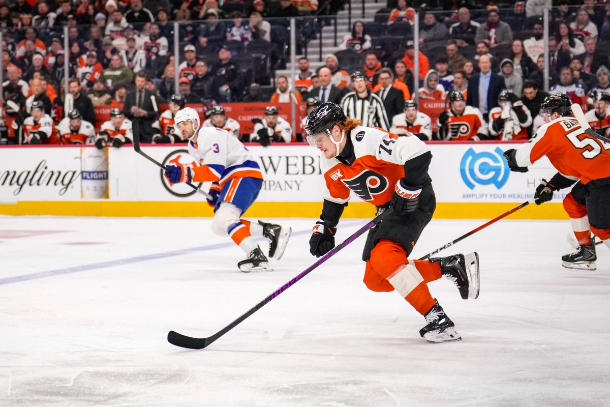 Back on the ice for the third frame.

📺: <a href="/NBCSPhilly/">NBC Sports Philadelphia</a> 
📻: <a href="/975TheFanatic/">97.5 The Fanatic</a> 

#NYIvsPHI | #LetsGoFlyers