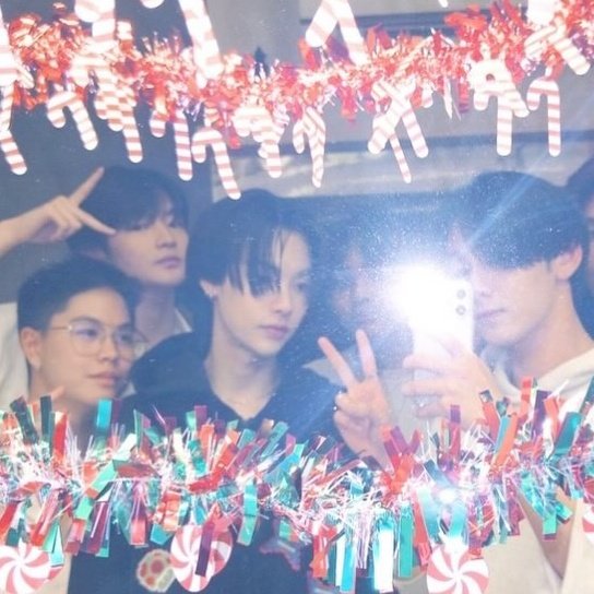 tatasillyyapper's tweet photo. 1: chuan, reeonn, fifa, aton
2: fifa, chuan, aton
3: fifa, reeonn
4: jeff, fifa
#fifa_th #aton_tnk #reeonn #jeff #chuan https://t.co/tyK58eWkV3