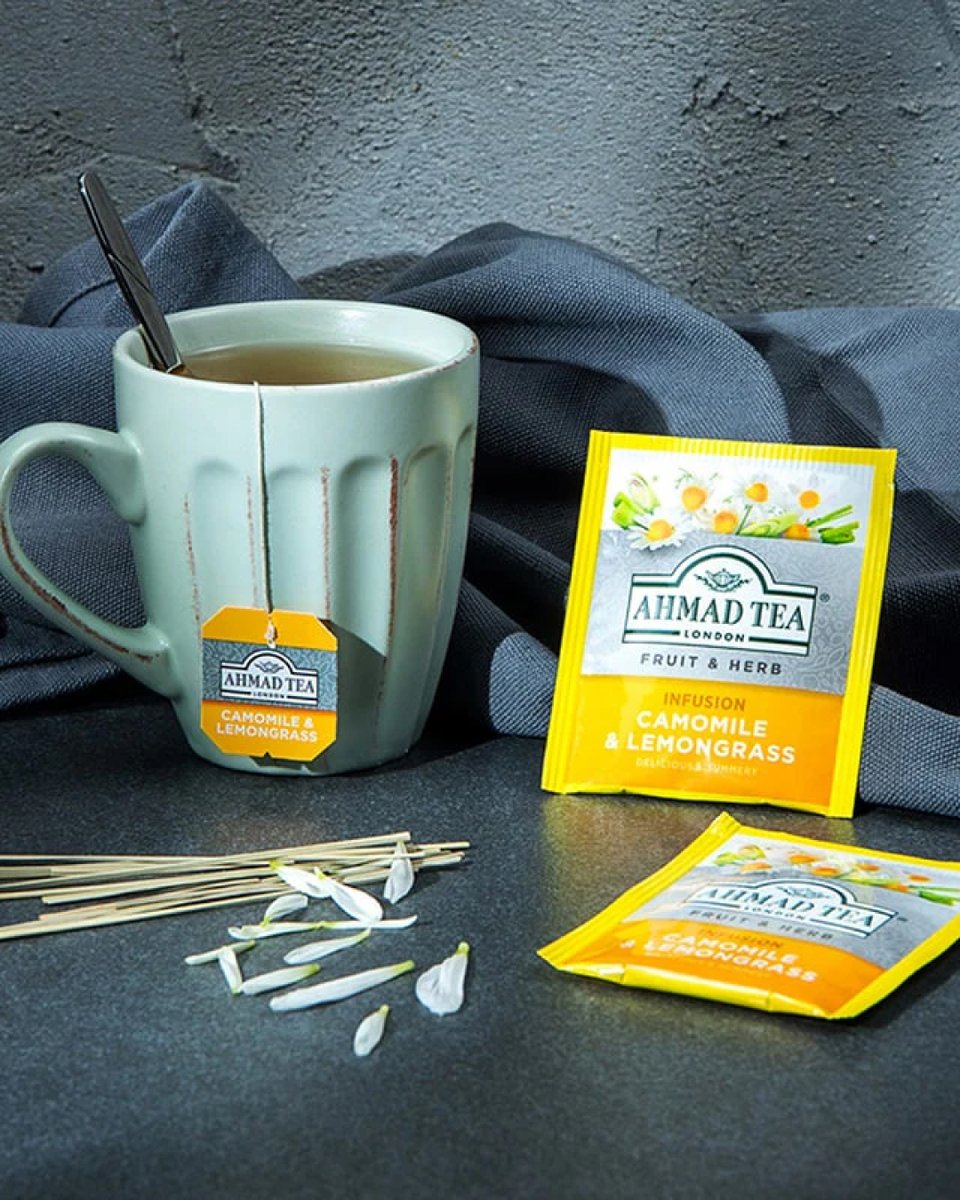 ahmadtea_jp's tweet photo. "カ��ミール&レモングラス"
カモミールのやわらかな風味とレモングラスの爽やかな香りがベストマッチ✨
程良い爽快感がリラックスタイムにぴったりのブレンドです。

ノンカフェインなので、体質、体調でカフェインを控えたい方、妊娠・授乳中の方や、お子さまもお楽しみいただけます😊

▼商品の詳細はこちら！
https://t.co/elNr0DBioc