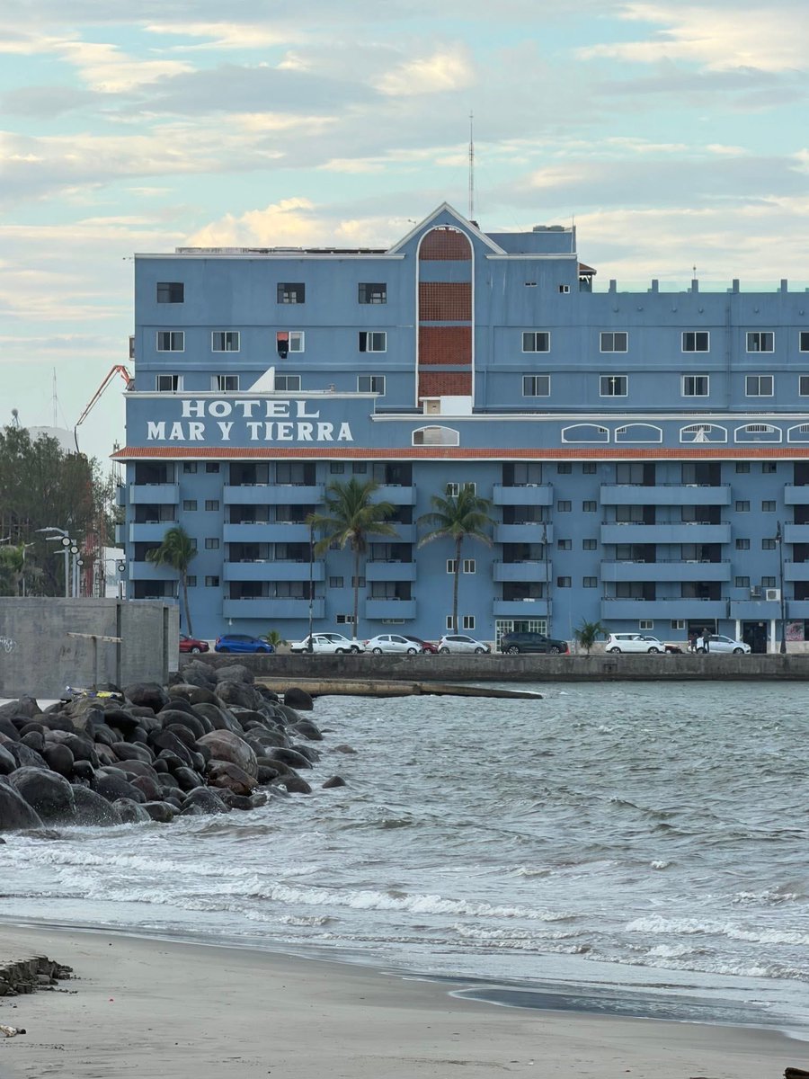 love_veracruz_'s tweet image. #Veracruz te quiero. #Nublado #Viento #Puerto😍🌊🚙🌴⛵️