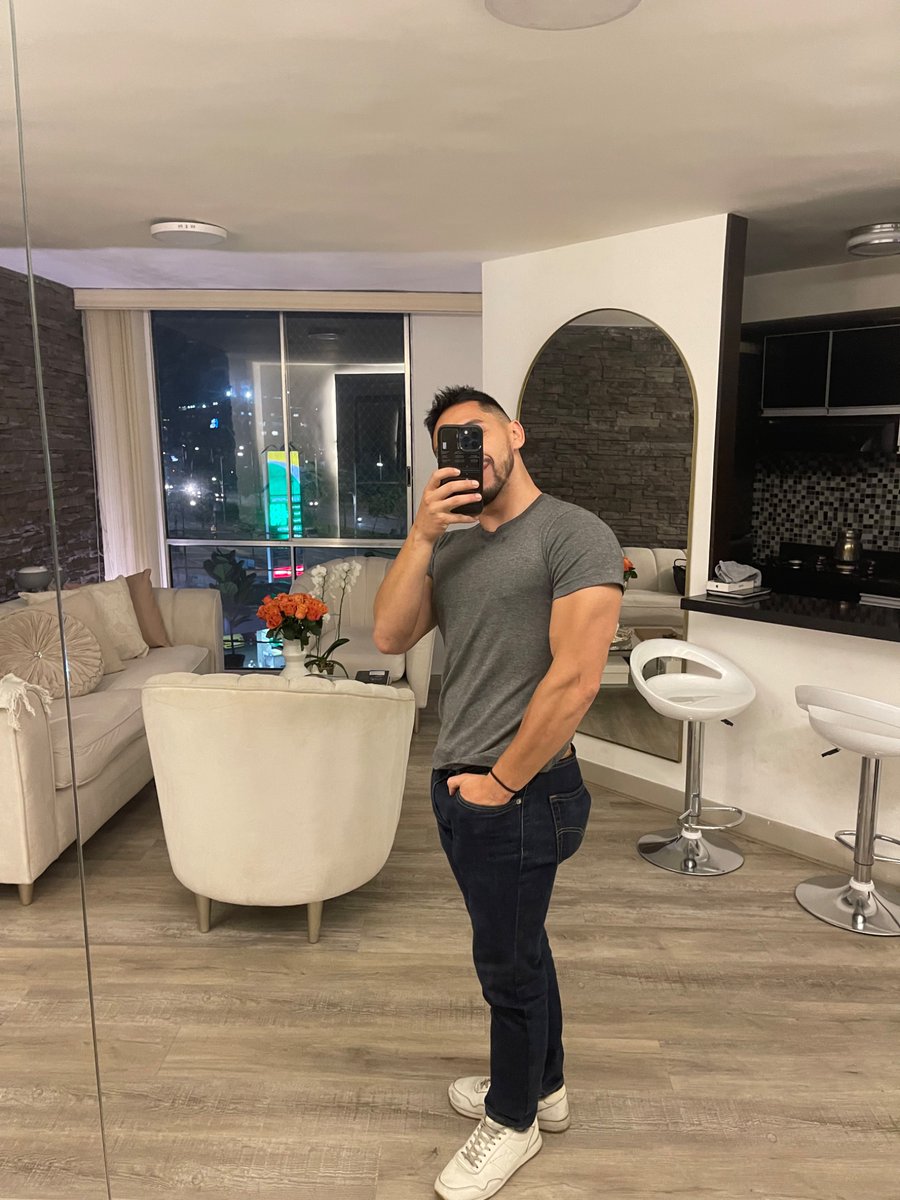 IngPinillos17's tweet photo. Amando cada día mi nueva versión, las personas y proyectos que Dios ha puesto en mi camino 🙏🏼 https://t.co/A5yQLnDRji