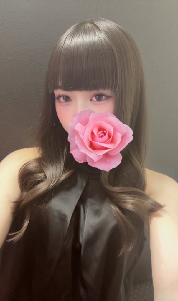 お久しぶりです🍒︎✩

1/27（火）- 1/29 （木） の3日間
またまた町田店でお世話になります^っ ̫ <^⊃━♡

『 めいさ 』 です🙏🏻♡

今日は20:00 - 5:00 出勤予定です🎀💫

寒くなってきちゃうと
人肌が恋しくなるよね…🥹💭

お誘い待ってます🧏🏻♡