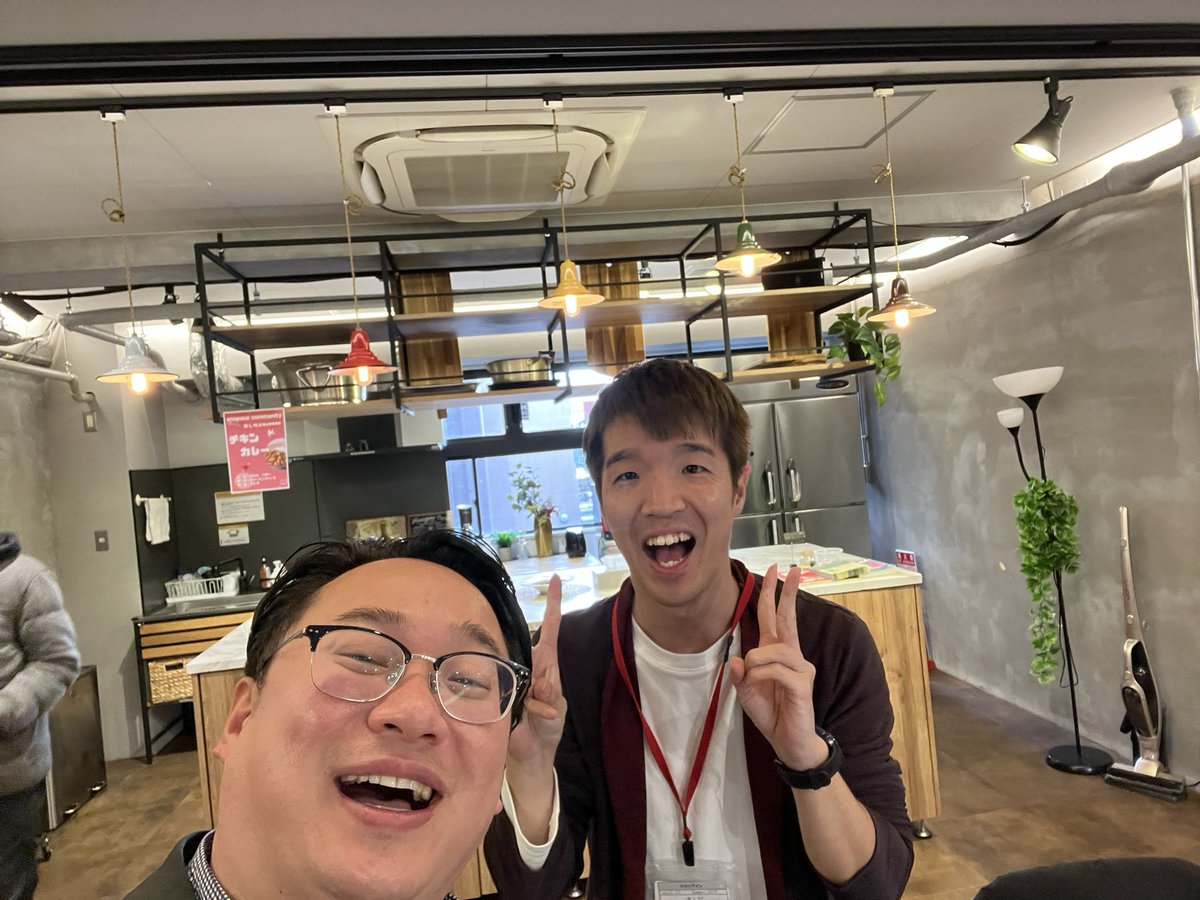 yuta_aoki01's tweet photo. まさかの仙台enspaceにて再会!お礼連絡しなきゃと思ってたら会えた!! #flcfes https://t.co/xvbJkRtlOO
