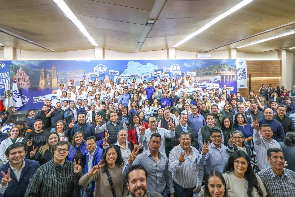 Nuestro presidente <a href="/aldo_marquez/">Aldo Márquez</a> refrenda su liderazgo al frente del PAN Guanajuato, con unidad, trabajo territorial y compromiso con la gente.💙
Hoy más que nunca, @accionnacional asume su responsabilidad histórica: defender la democracia, la libertad y a las familias.