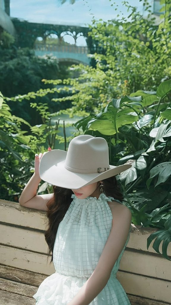 pinakamasikeif's tweet photo. THESE PHOTOS SCREAMS ELEGANCE https://t.co/fF5ujJokCq