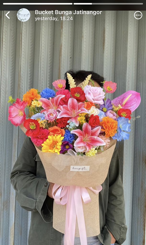 nirfungsih's tweet image. liat ini jd inget dulu gw beliin cowok gw buket bunga #dongo