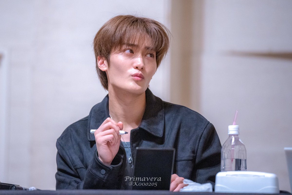 K00o2o5's tweet image. 251120

#CRAVITY #TAEYOUNG #크래비티 #태영  ⠀ #HAPPYTAEYOUNGDAY #잇츠_태영쓰_벌쓰데이 #크래비티_초절정_깜찍이_김태영_생일