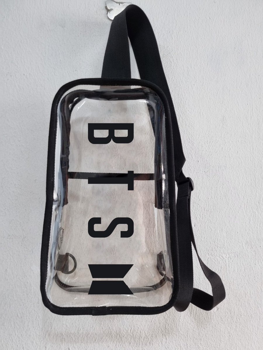 💜수요조사💜RT이벵
해외 콘서트는 투명가방을 가져가야하는곳이 많아 수요조사 합니다
원단이 일반 비닐 가방과 달리 단단한 고급 자제입니다
구매 원하시는 분만 참여 부탁드립니다
수량에 따라 진행 여부가 결정됩니다

💜RT이벵은 진행될시 원하는 가방 한분께 드립니다
witchform.com/demand_form.ph…