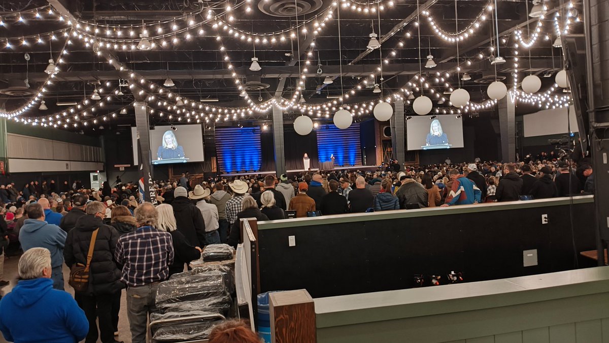 johnrbolton01's tweet image. A full house at The Big Four. So much positivity, friendship and optimism. So glad to be part of this amazing movement. #AlbertaIndependence #albert
