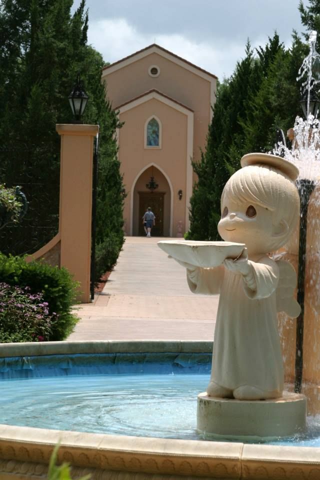 prciousmomnts's tweet photo. ͏
precious  moments  chapel  in  missouri  ⛪♡ https://t.co/vxU3kPUUqK