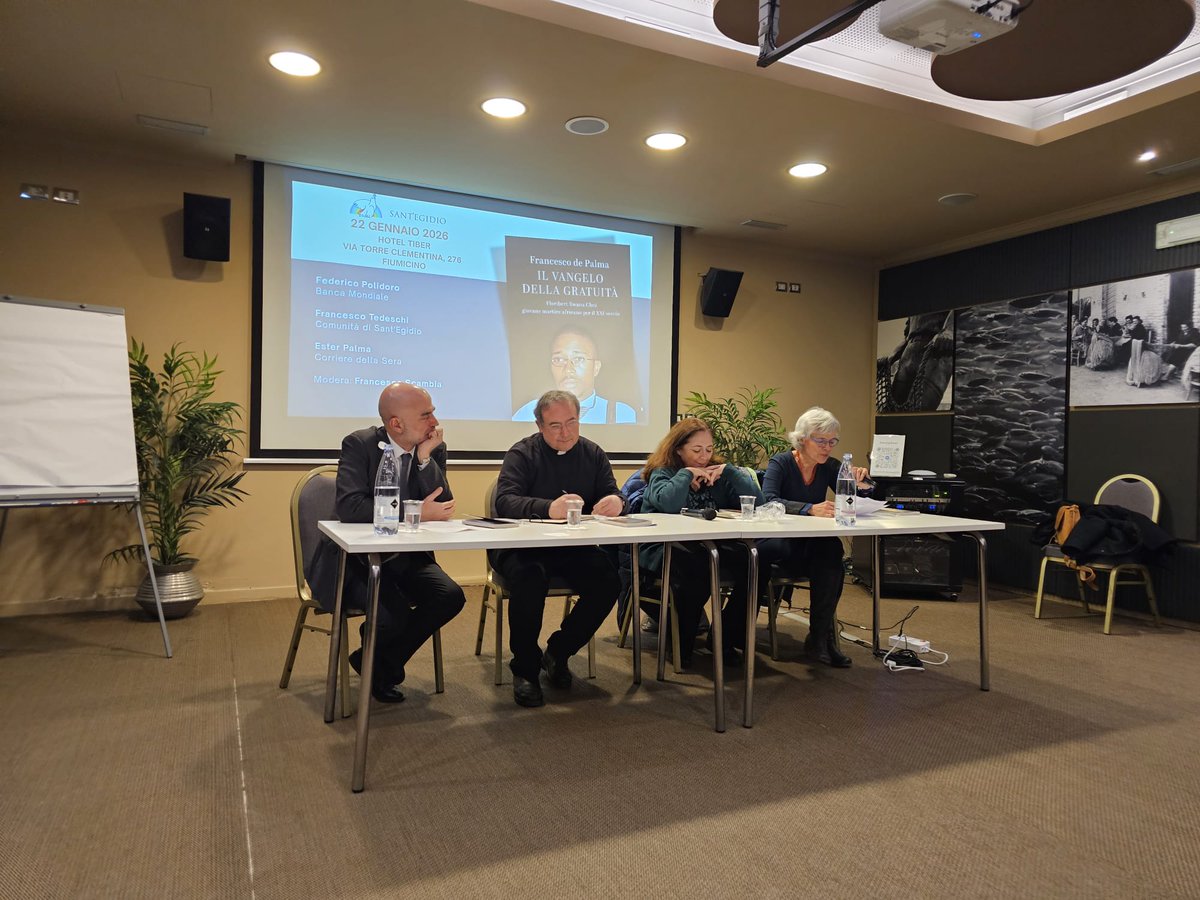 picturesse's tweet photo. .@santegidionews pictures from the world: Fiumicino, Italy - Presentation of "The Gospel of Gratuitousness", story of the martyr Floribert Bwana Chui ... https://t.co/NMAjrAi0gm https://t.co/xJbMwlohH4