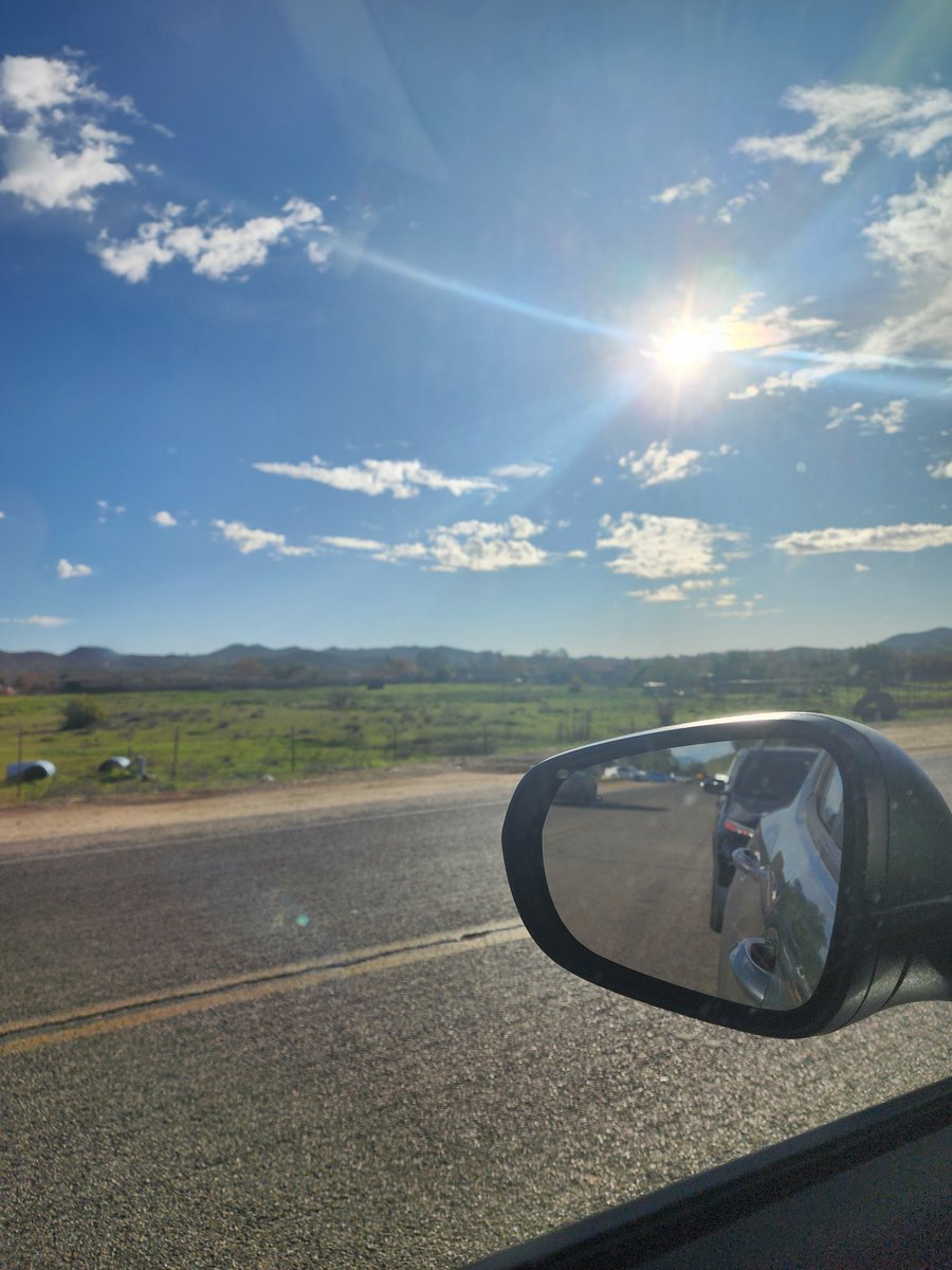 DadTheNewb tweet media