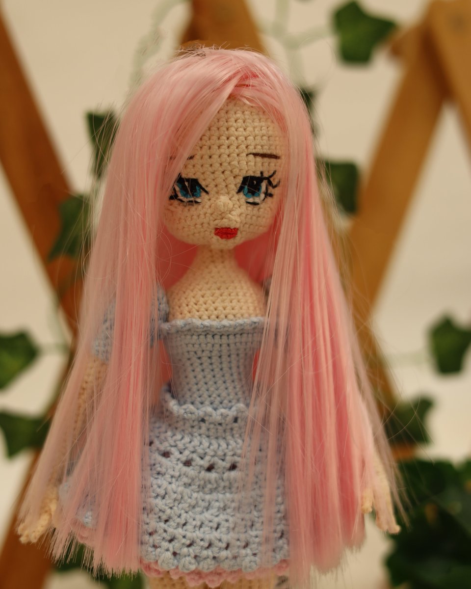 Zarif duruşu, pastel tonları ve özenli el işçiligiyle öne çıkan özel oyuncak.
Sınırlı üretim. 🧵

🌐 Online sipariş: anatoya.com

📞 İletişim: 0531 397 31 21

#Anatoya #ElEmeği #ÖzelTasarım #NitelikliHediye #SeçkinÜrün