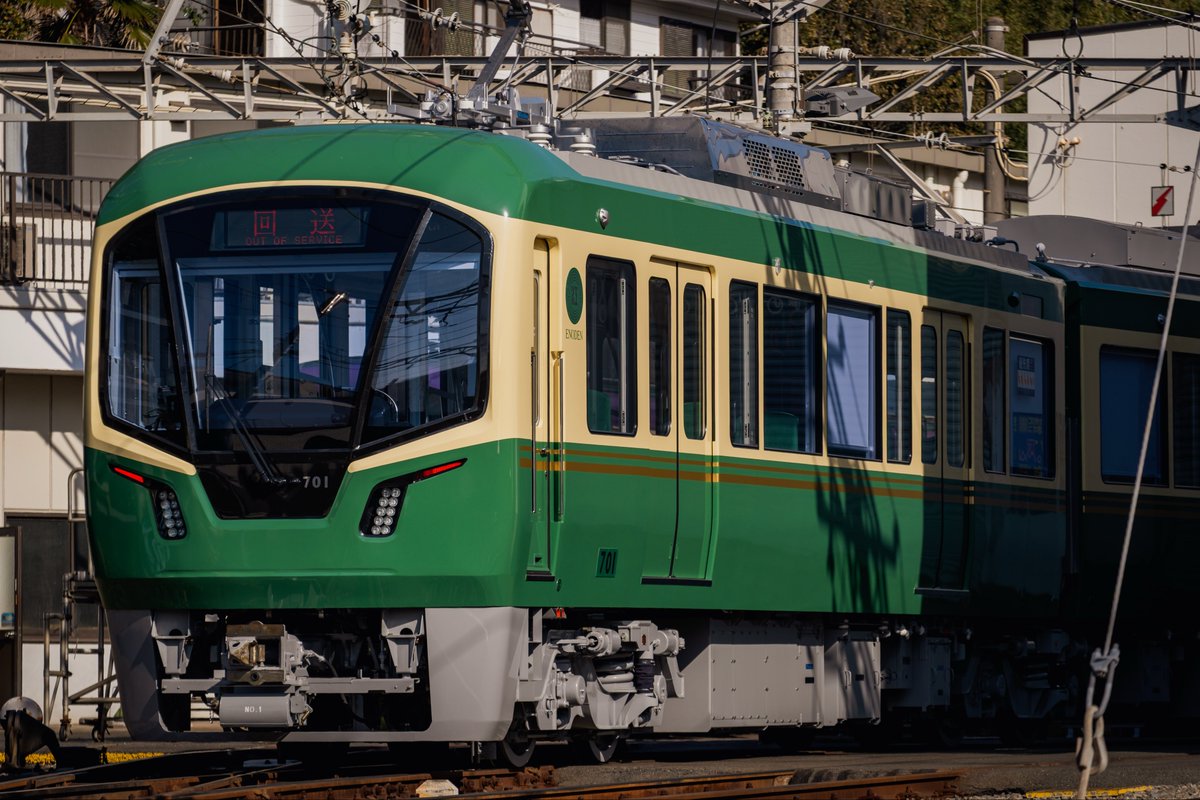 江ノ島電鉄、20年ぶりの新型車両🚃
車両の入れ替えで車庫から出てきてました❗️
#江ノ電　#江ノ電700系