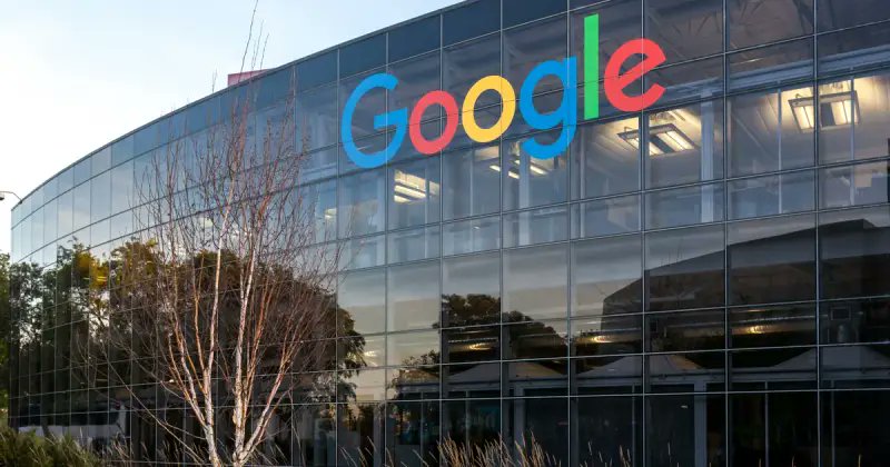 elhackernet's tweet photo. Google: Pagó para cerrar litigio por grabaciones secretas del Asistente

Google pagará 68 millones de dólares por acusaciones de espionaje a usuarios

Asistente de voz había grabado ilegalmente a los usuarios y luego había compartido sus conversaciones privadas con los anunciantes
https://t.co/8SoAkpr3pk
