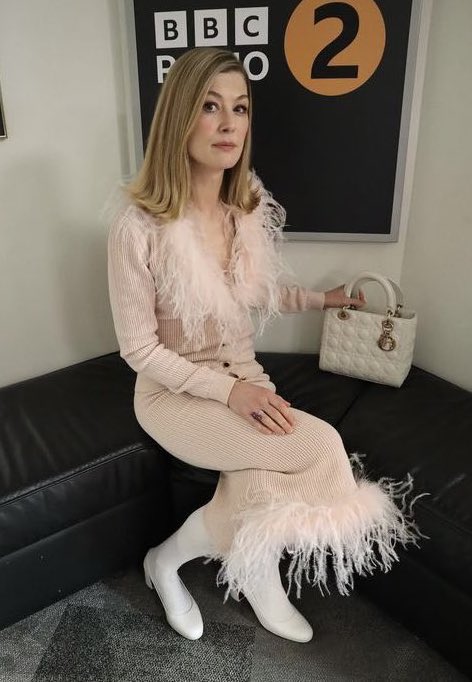 marissa tweet media