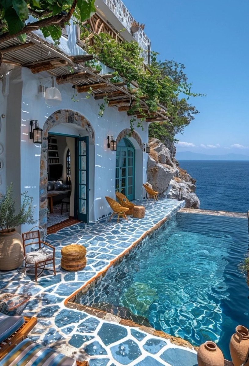 soylebisakinlik's tweet image. capri, italy