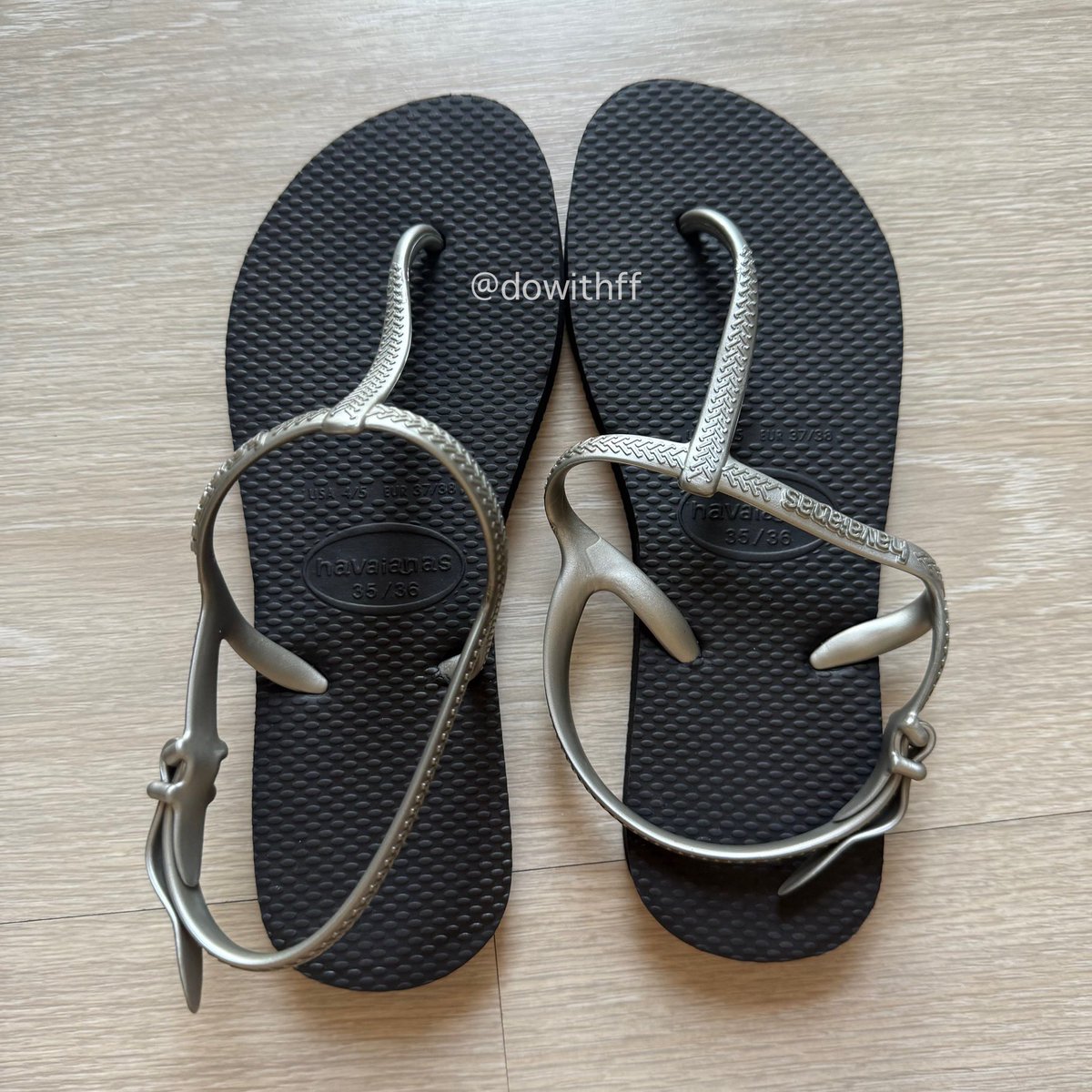 dowithff's tweet image. #ส่งต่อ รองเท้าแตะ Havaianas 🩴

(BR 35-36) = 37-38

490 from 1,090

#รองเท้ามือสอง #ส่งต่อรองเท้า #เสื้อผ้ามือสอง #ส่งต่อhavaianas #ส่งต่อholster #ส่งต่อรองเท้า #โล๊ะตู้เสื้อผ้า #ส่งต่อเสื้อผ้า #ส่งต่อstylist #ส่งต่อcintage #ส่งต่อเสื้อผ้ามือ2 #ส่งต่อbrandy
