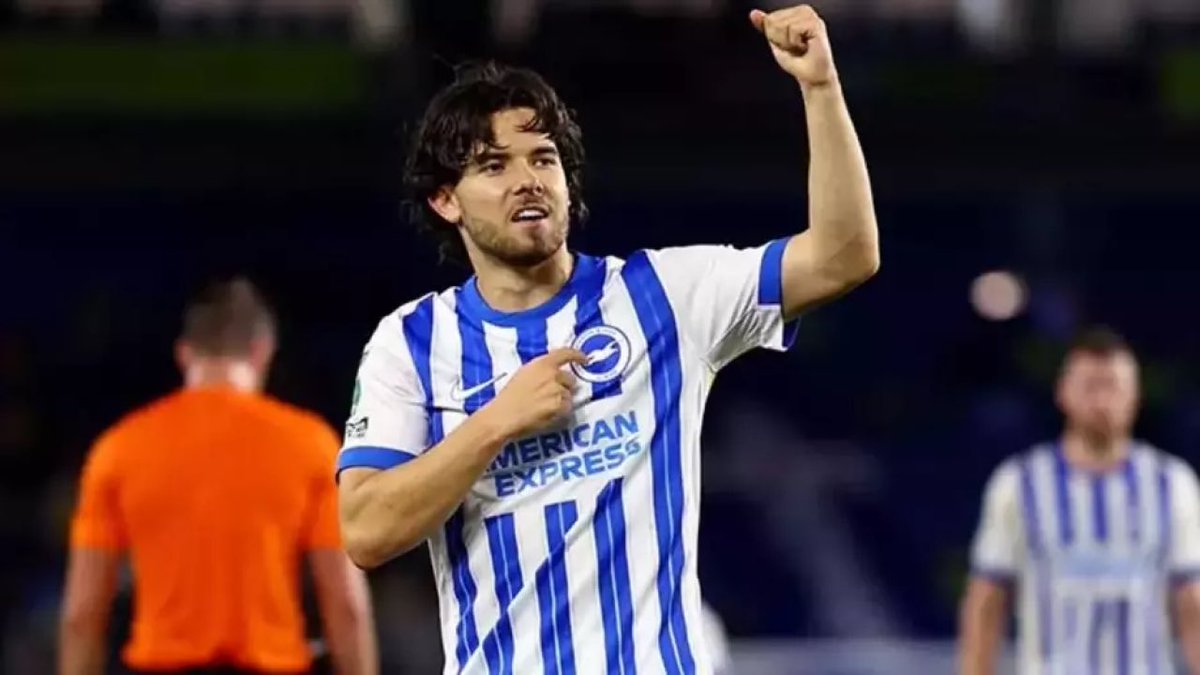 Andrew James tweet media