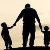 وَدَينُ الناس يومًا سَوفَ  يُقضىَٰ 
ودَيـنُ أبيـك لـن تَقـوى عـليه